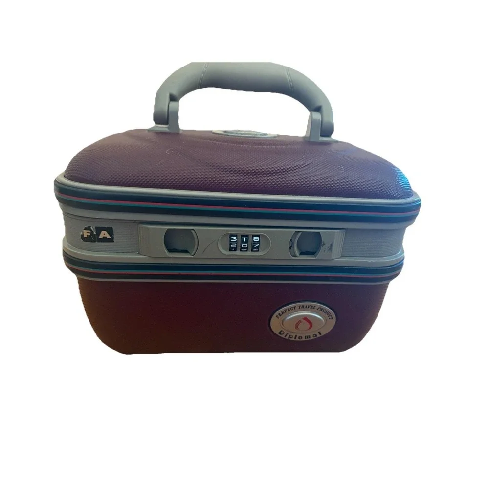 Vintage‎ Diplomat Travel Case Luggage As Is Collectible Retro